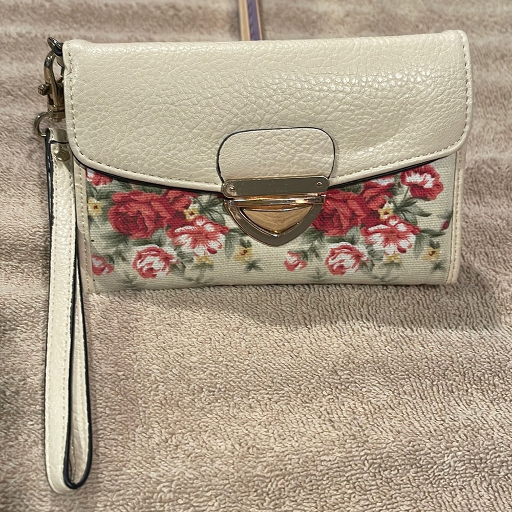 Floral Phone Wristlet